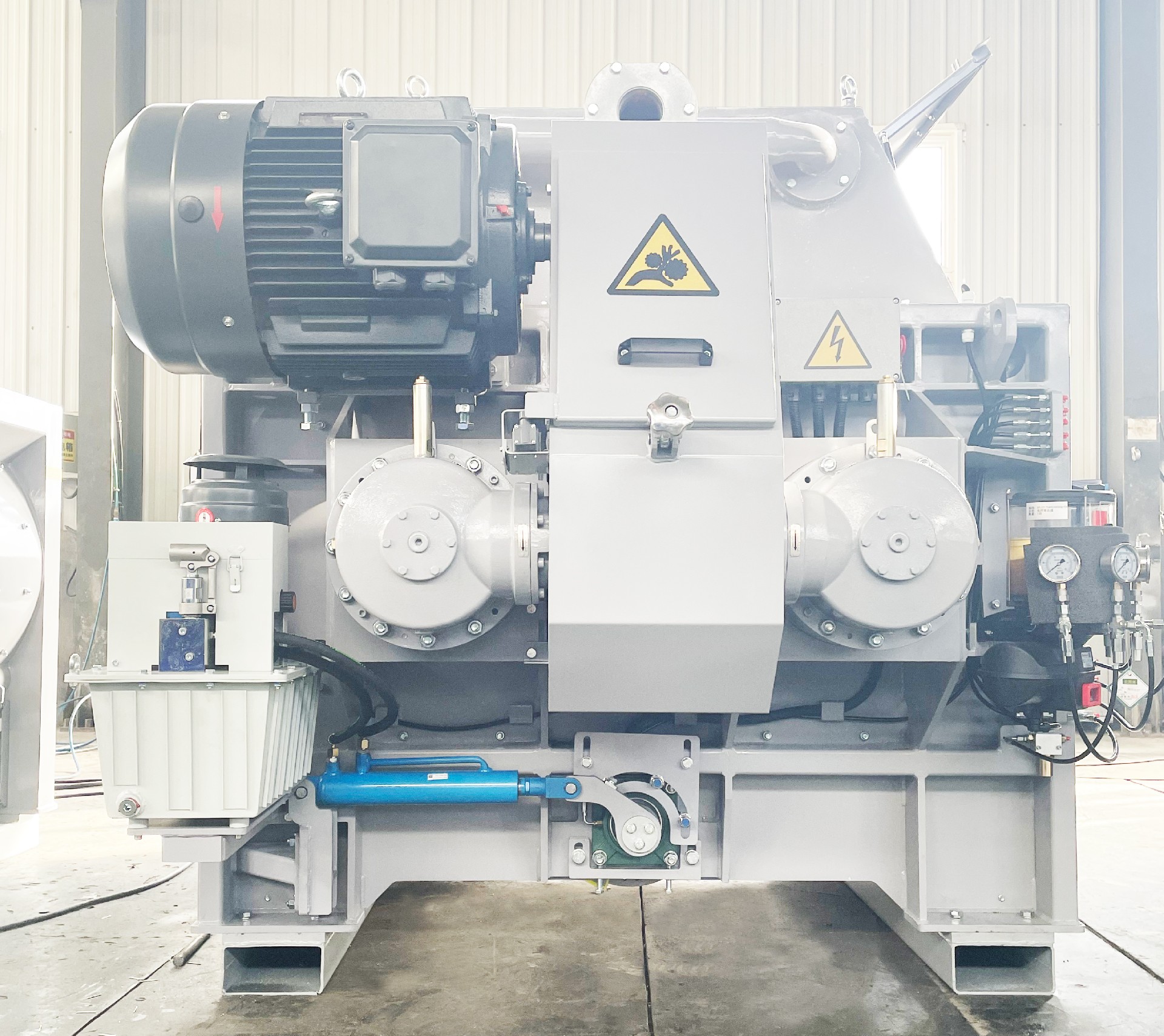 青岛迪凯混凝土搅拌机 青岛迪凯混凝土搅拌机