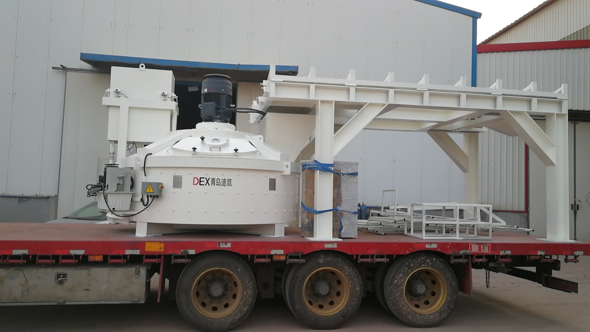 立轴行星式搅拌机